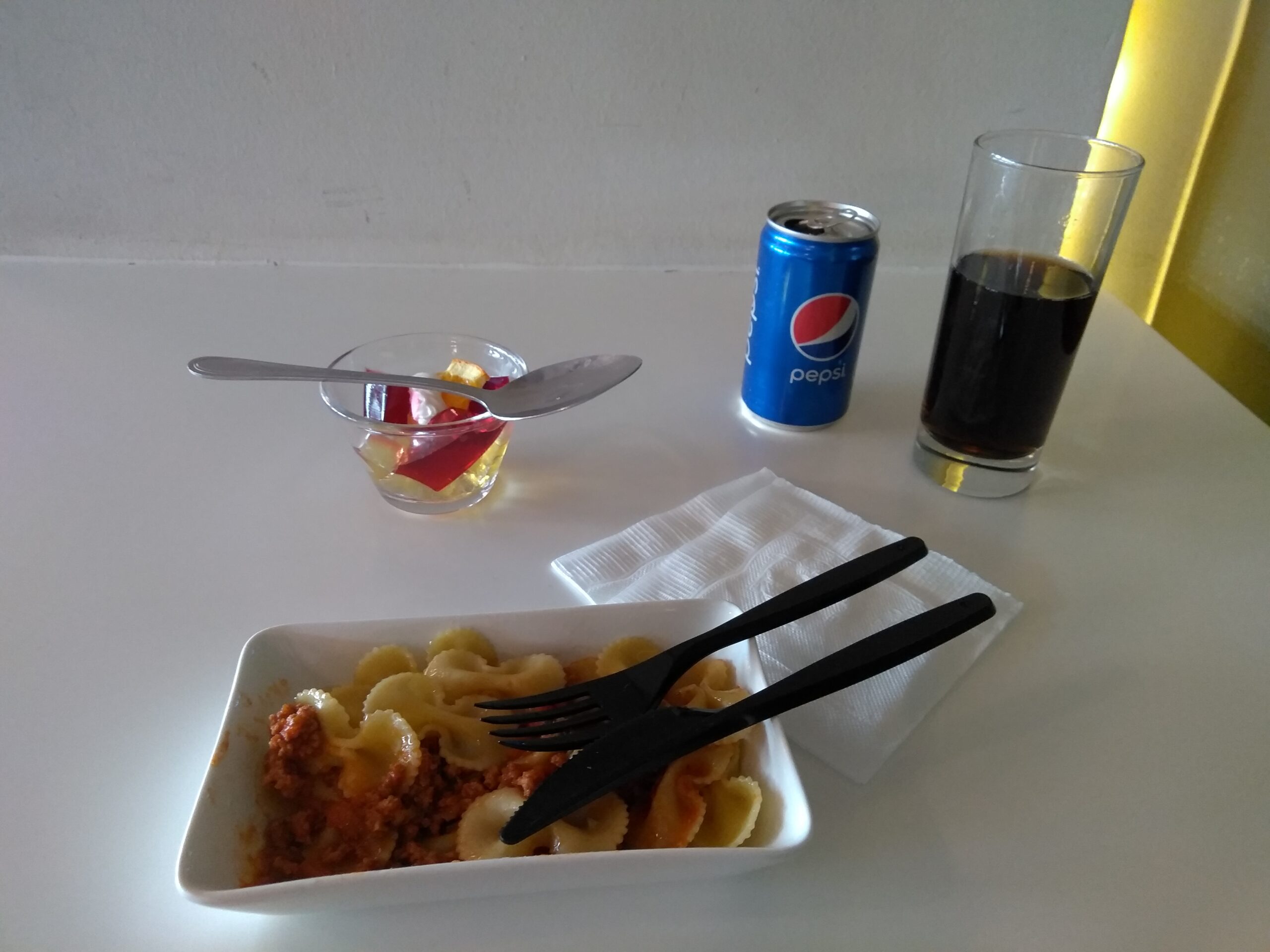 Meu almoço no lounge do aeroporto internacional de Santiago