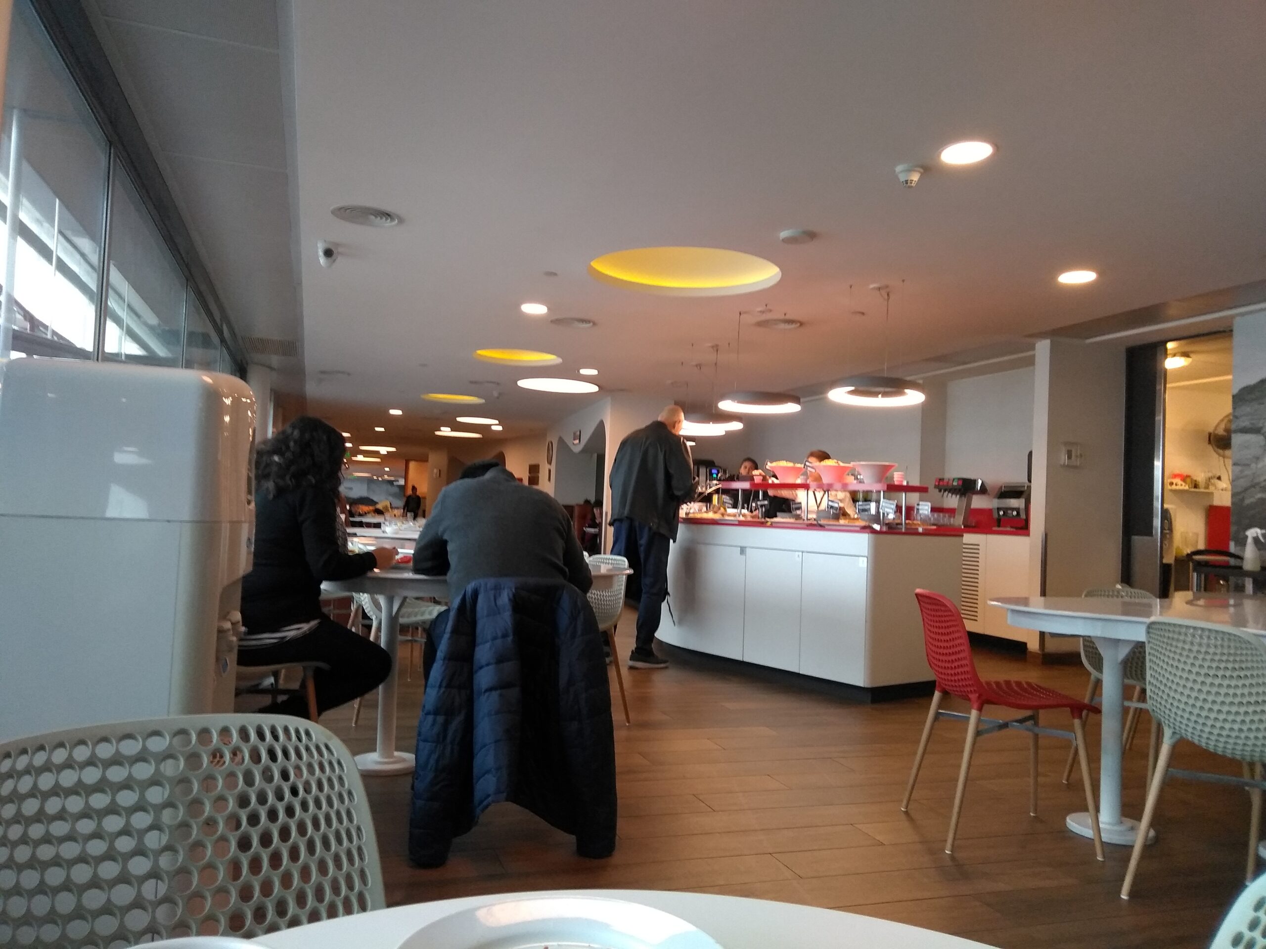 Área de buffet e refeições da sala vip
