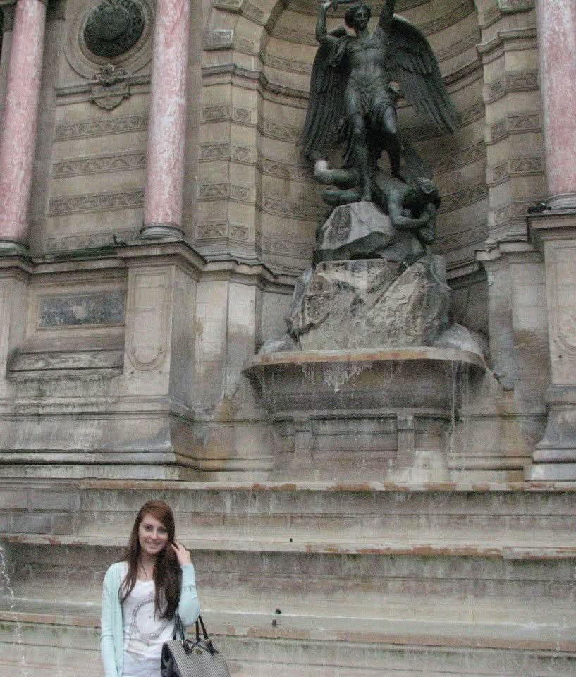 Fontaine Saint-Michel Paris