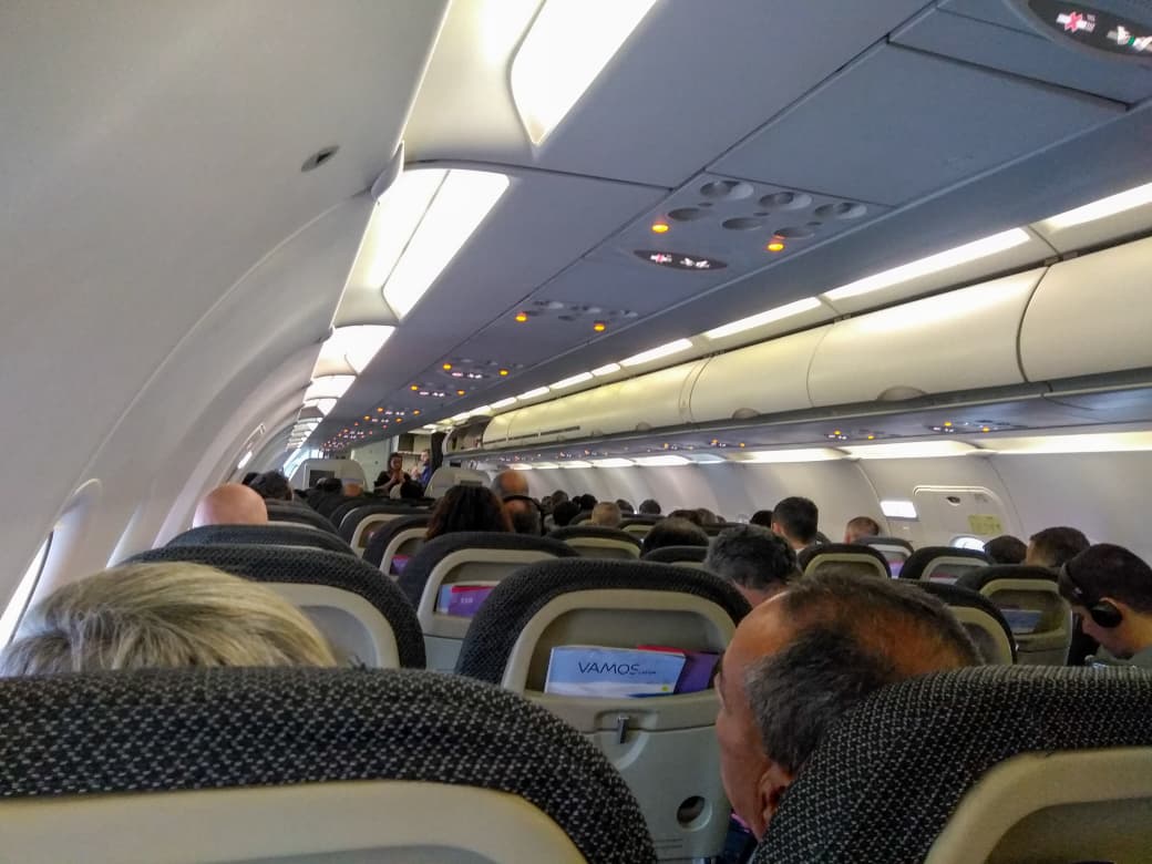 Aeronave da LATAM para viajar entre São Paulo e Belo Horizonte