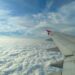 Nuvens no céu a partir de avião da LATAM