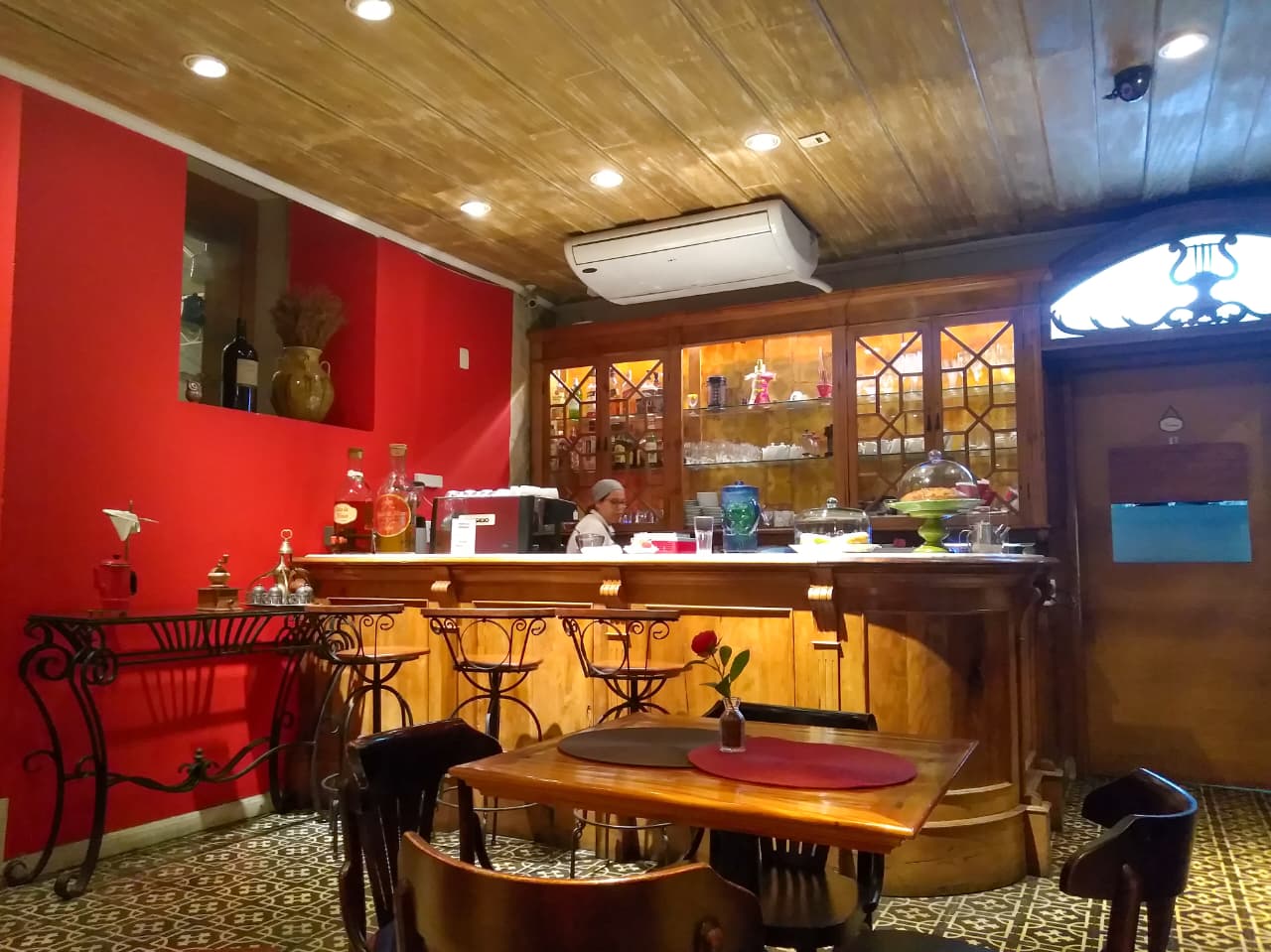 Ambiente interno do Ópera Café em Ouro Preto